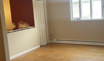 172 W 24TH St 2 Rear, Bayonne, NJ 07002