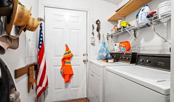 2154 LYON St, Albany, OR 97322