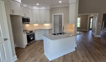 793 Fairway Rd, Ayden, NC 28513