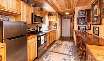 1010 And 1014 Melton Branch Rd, Bakersville, NC 28705