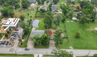 704 NW A St, Bentonville, AR 72712