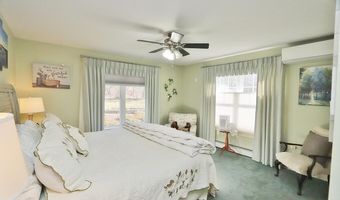 40 Kathryn Ln, Bangor, ME 04401