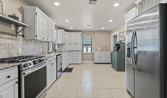 601 S Broadway Ave, Ada, OK 74820