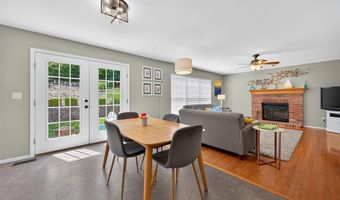 2426 Guardian Ct, Arnold, MO 63010