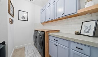 5435 SILVER SUN Dr, Apollo Beach, FL 33572