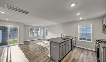 39 A Regent St, Camden, SC 29020