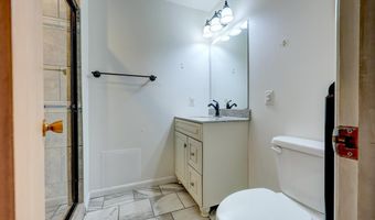 424 W Birch Ave, Arkansas City, KS 67005