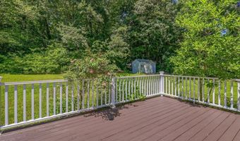 191 Stanavage Rd, Colchester, CT 06415