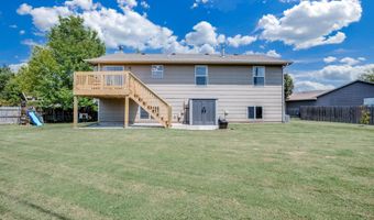 1711 N Sugarberry Ct, Andover, KS 67002