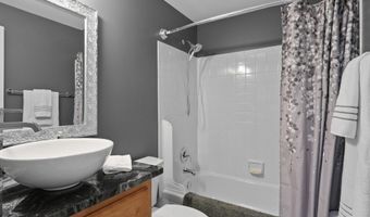 7460 CROSS GATE Ln, Alexandria, VA 22315