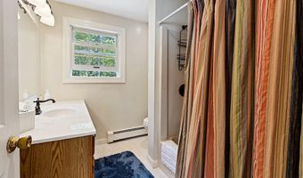 31 Pheasant Run Rd, Belgrade, ME 04917