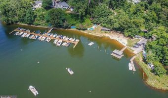 121 SEVERN Way, Arnold, MD 21012