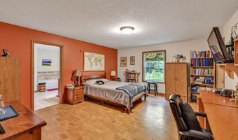 42 Lee Dr, Albion, ME 04910