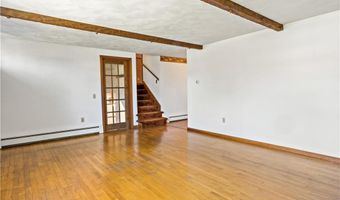 36 Roosevelt Dr, Bristol, RI 02809
