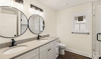 1917 Harrison St, Savannah, GA 31404