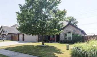 1613 Rock St, Bentonville, AR 72712