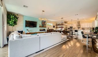10313 Jade Point Dr, Las Vegas, NV 89135