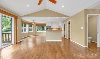 123 Liberty Ln, Banner Elk, NC 28604