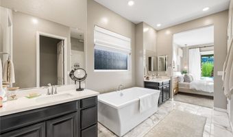 17 Reflection Cove Dr, Henderson, NV 89011