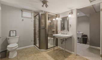 239 Wright Rd, Canton, CT 06019