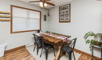 205 NE 9th St, Ankeny, IA 50021