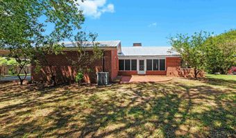 402 E Poplar St, Atmore, AL 36502
