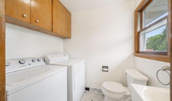 1500 E LINDBERGH St, Appleton, WI 54911