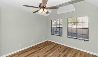 355 Lakepointe Dr 102, Altamonte Springs, FL 32701