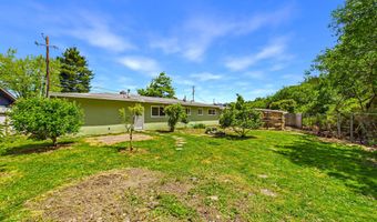 1437 Stromberg Ave, Arcata, CA 95521