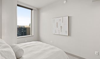 10650 NE 9th Place 2427, Bellevue, WA 98004