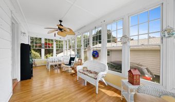 57 S TERRACE Ave, Maple Shade, NJ 08052