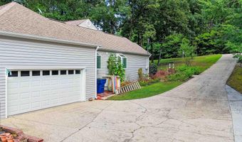 303 CHESTNUT Ln, Alabaster, AL 35007