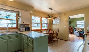 109 N Elm St, Albion, IN 46701