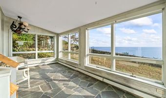 81 Nubble Rd, York, ME 03909