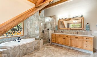 18070 Cascade Estates Dr, Bend, OR 97703