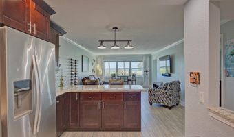 1230 GULF Blvd 304, Clearwater, FL 33767