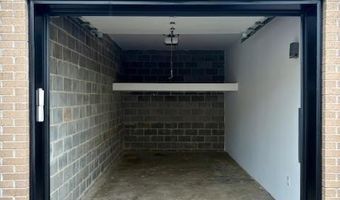 525 AVENUE E, Bayonne, NJ 07002