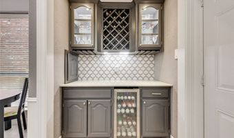 17060 Upper Bay Rd, Addison, TX 75001