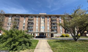 6011 EMERSON St 402, Bladensburg, MD 20710