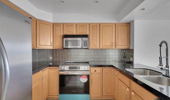 20335 W Country Club Dr 2210, Aventura, FL 33180