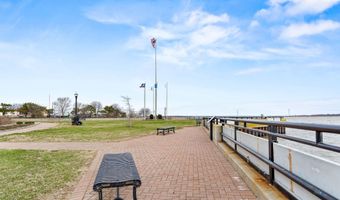 605 FRONT St, Delaware City, DE 19706