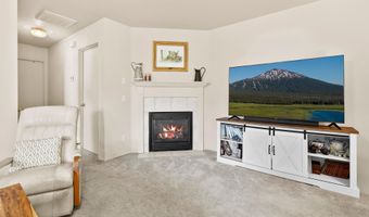 2074 NE Chanel Ct, Bend, OR 97701