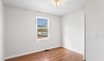 1 Jared Ct, North Providence, RI 02911