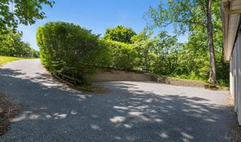 2712 CRYSTAL Ln, Baldwin, MD 21013