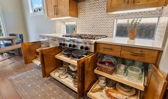 2631 NW Boulder Ridge Loop, Bend, OR 97703