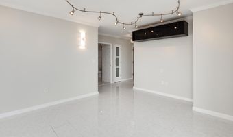 7111 WOODMONT Ave 602, Bethesda, MD 20815