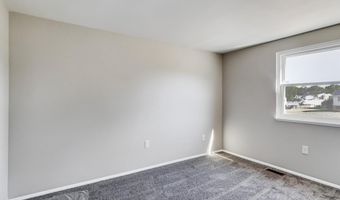 1698 DOUGLAS Dr, Carlisle, PA 17013