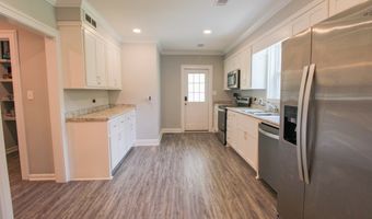 502 Hutchinson Ave, Adel, GA 31620
