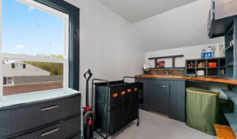 1215 NAVARINO St, Algoma, WI 54201