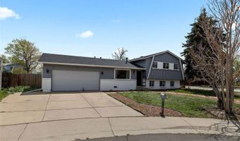 690 S Newark Ct, Aurora, CO 80012